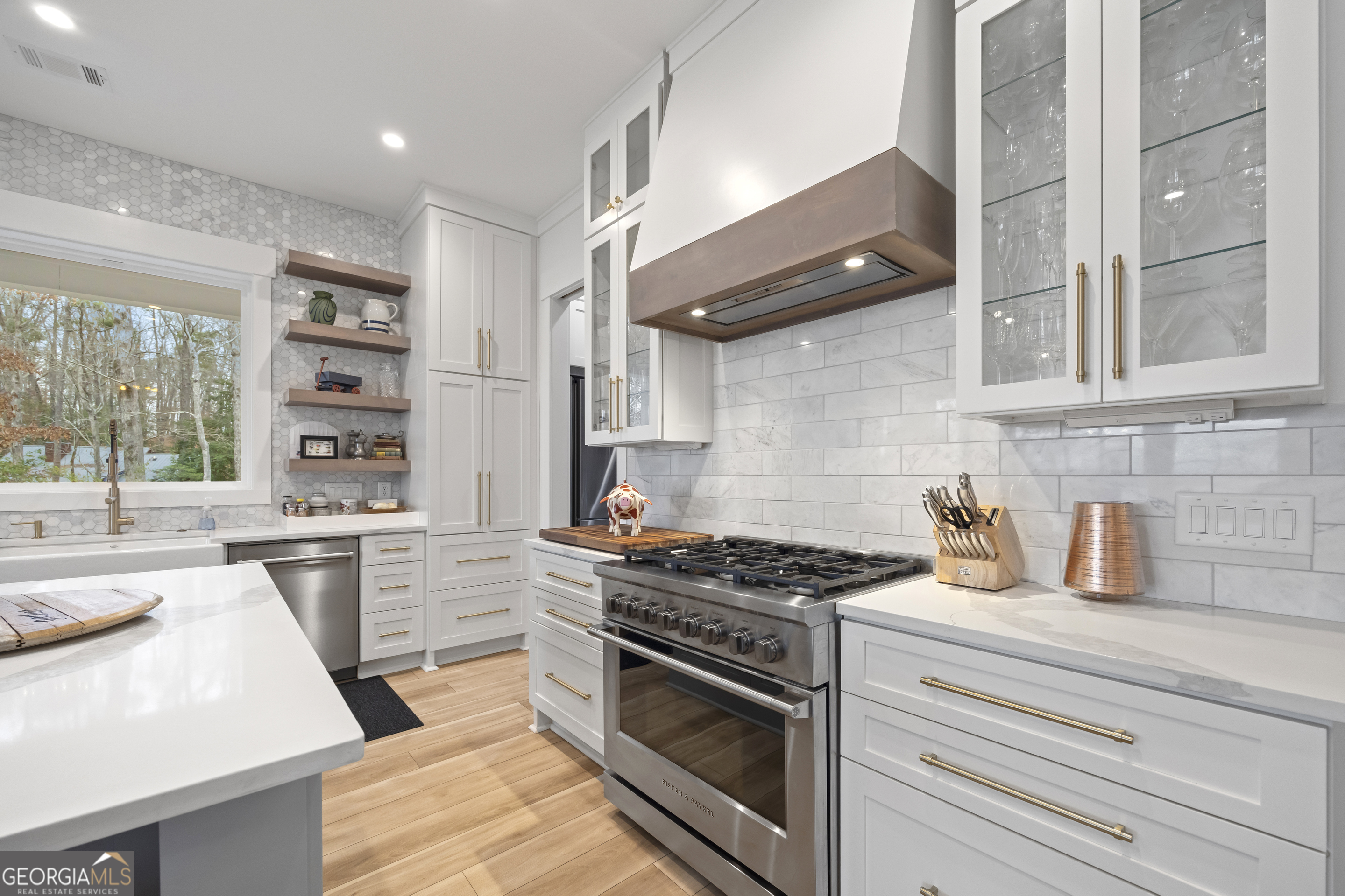 Martin, Georgia 30557, United States, 5 Bedrooms Bedrooms, ,4 BathroomsBathrooms,Residential,Pending,5558