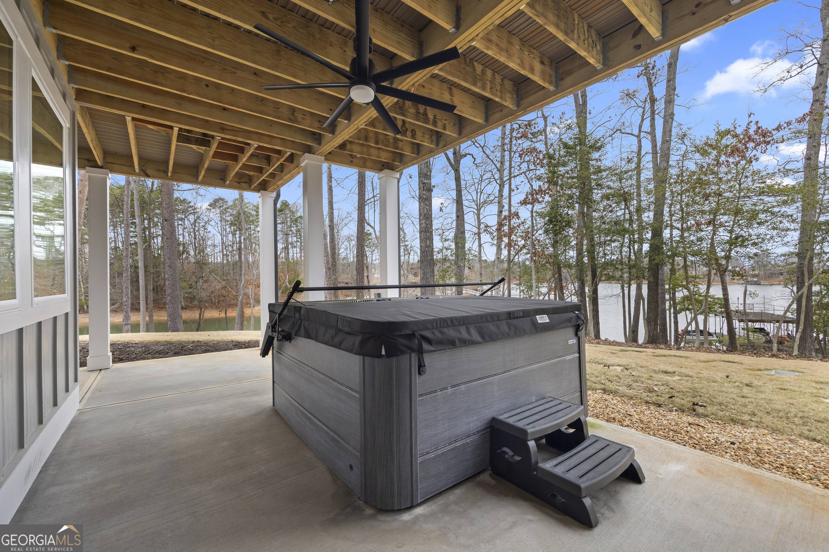 Martin, Georgia 30557, United States, 5 Bedrooms Bedrooms, ,4 BathroomsBathrooms,Residential,Pending,5558