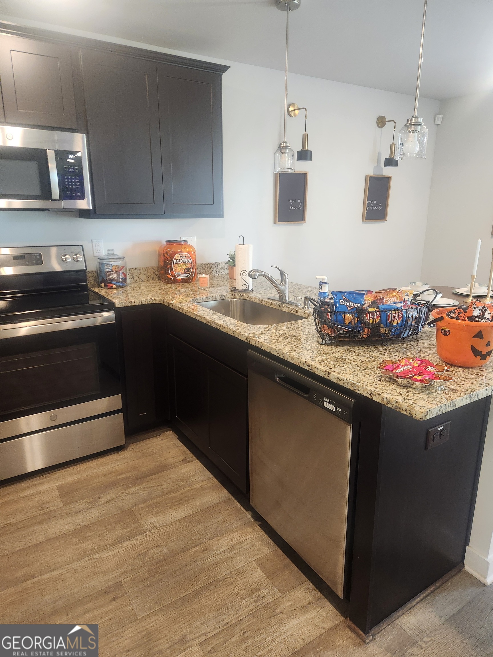 4860 Station Lane 23