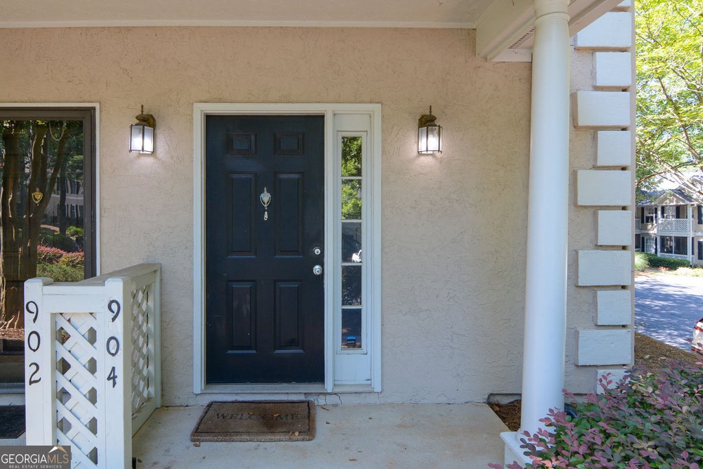 Photo of 904 Peachtree Forest Terrace, Peachtree Corners, GA 30092 (MLS # 10833384)