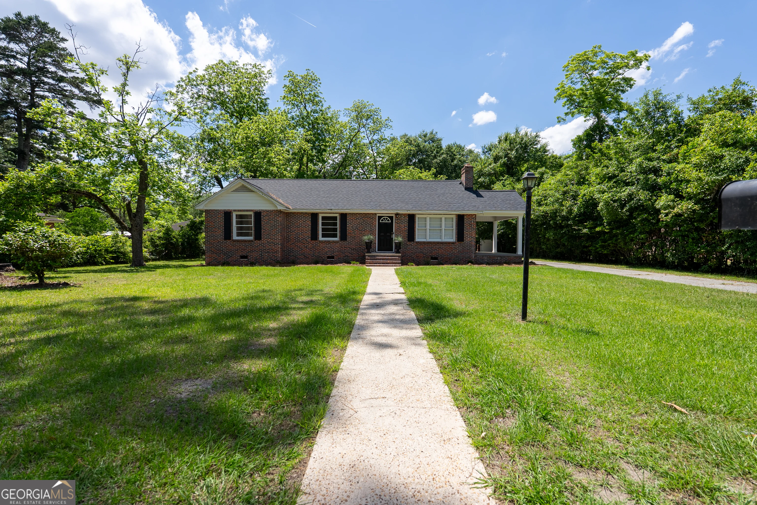 375 Palmer Street SW, Pelham, GA, 31779