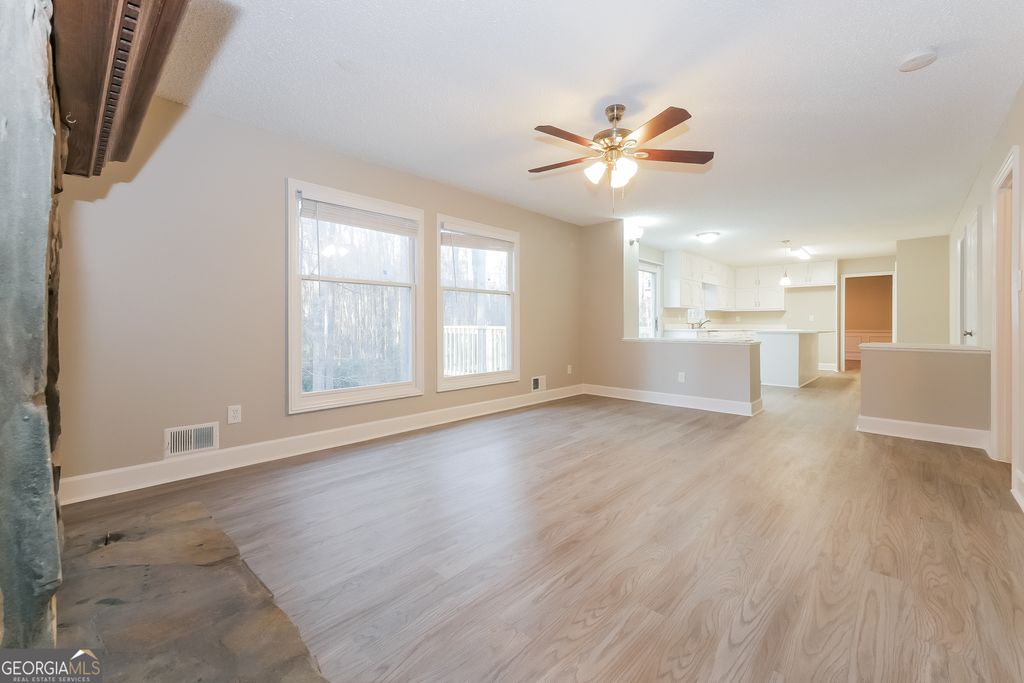 Photo of 325 Derby Drive, Fayetteville, GA 30215 (MLS # 10625188)