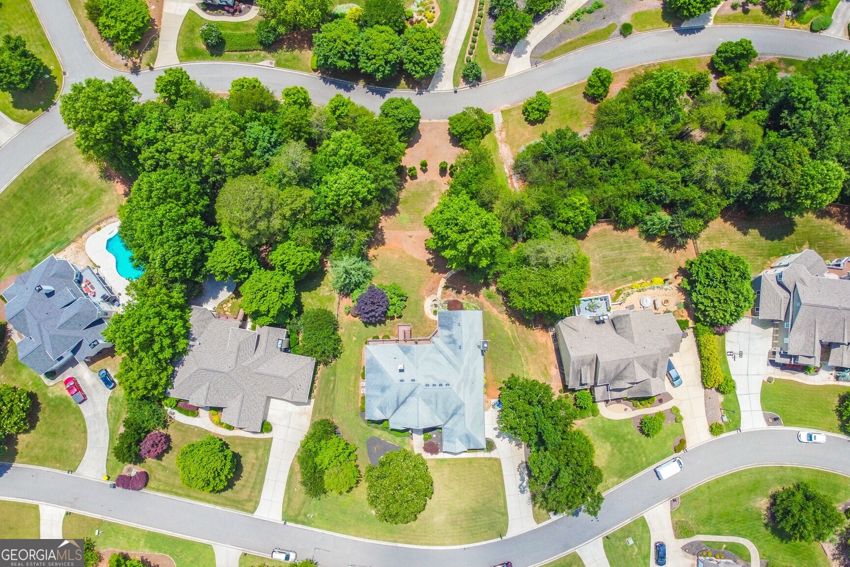 7335 Sawgrass DR