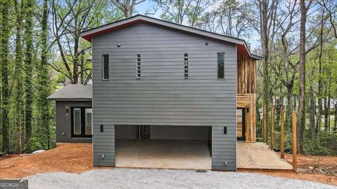 2471 Saint Patrick ST SE Atlanta GA 30317