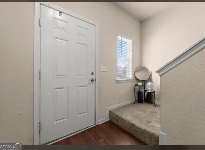 755 Walnut Creek CIR