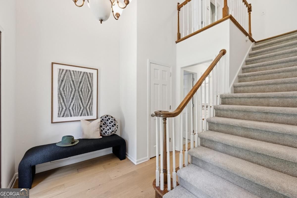 2458 Fontainebleau DR