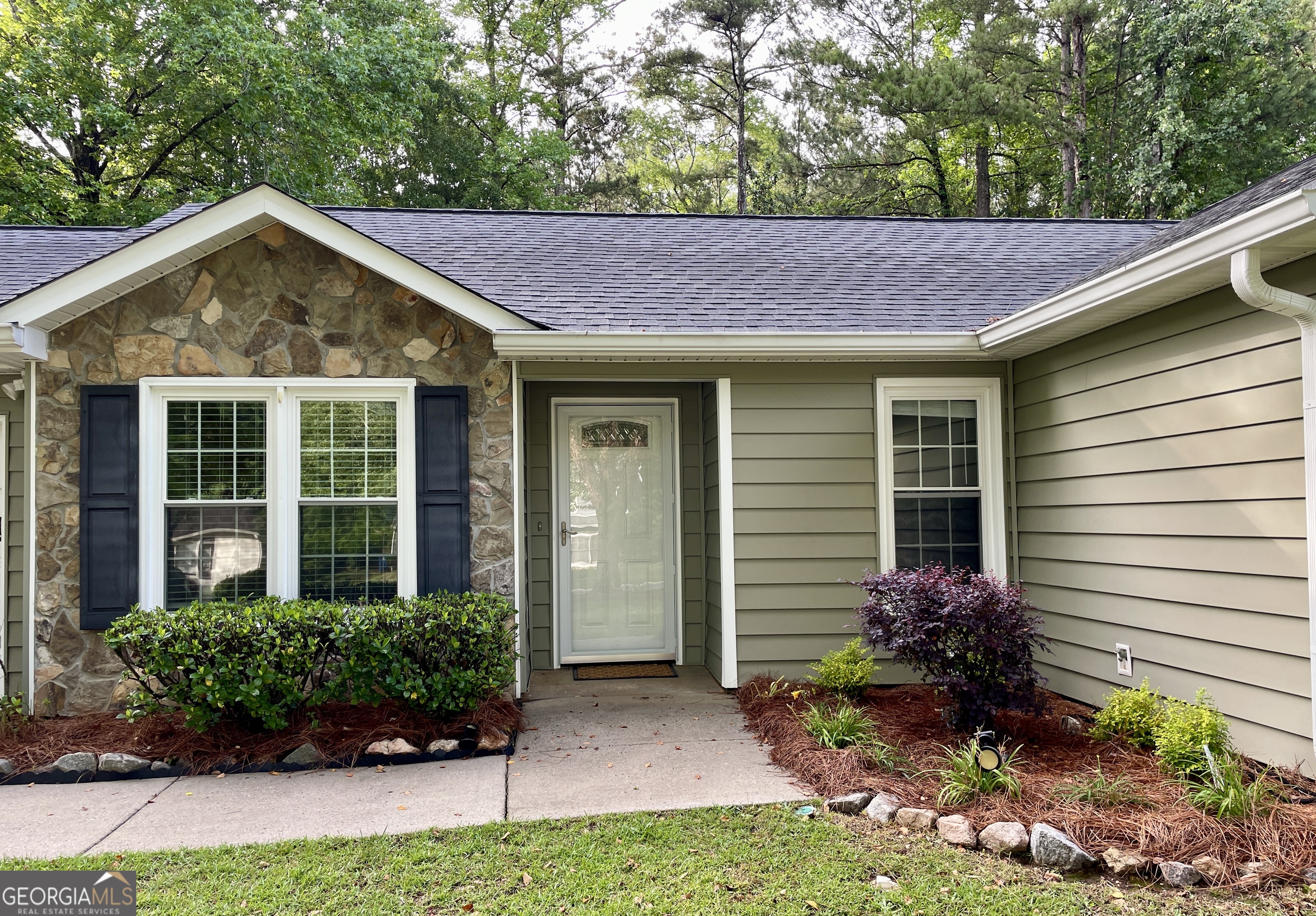 204 Kentwood DR