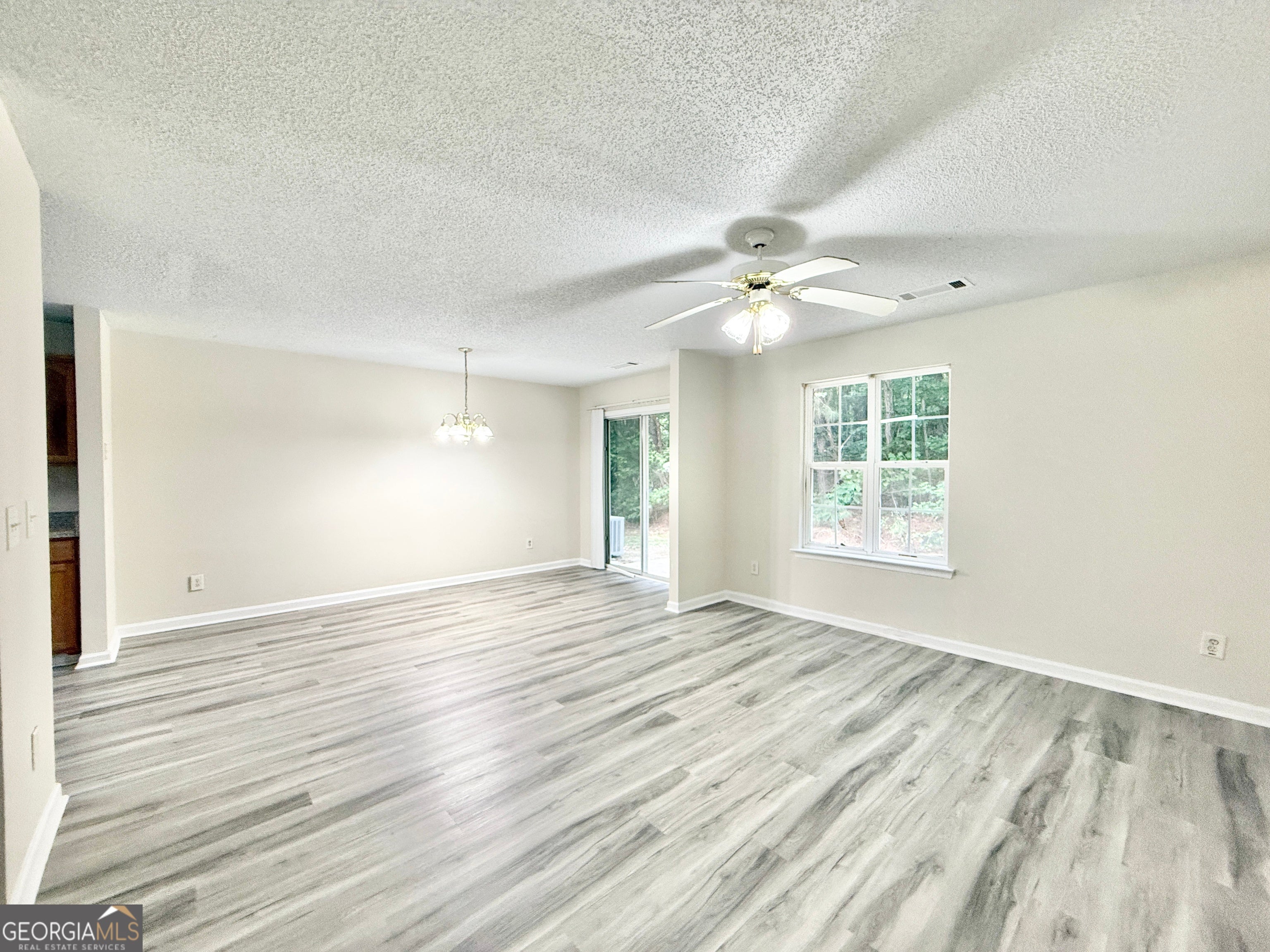 1425 Maple Valley CT