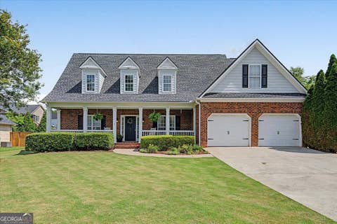 Photo of 32 Colonial Circle NW, Cartersville, GA 30120 (MLS # 10784293)