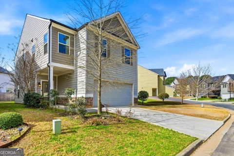 Photo of 4095 Lake Manor Way, Atlanta, GA 30349 (MLS # 10706102)