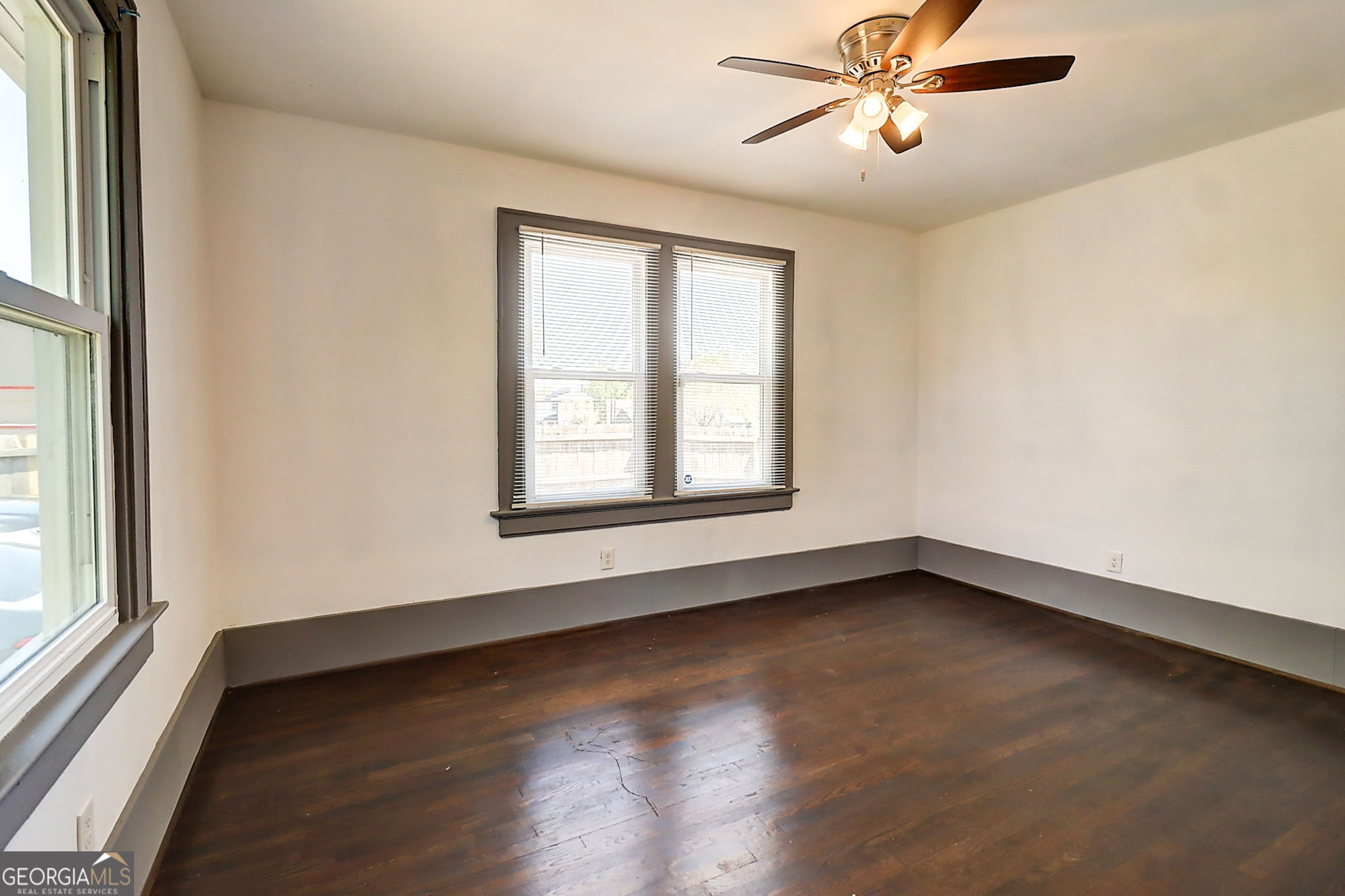 Atlanta, Georgia 30310, United States, 3 Bedrooms Bedrooms, ,3 BathroomsBathrooms,Residential,Active,155493