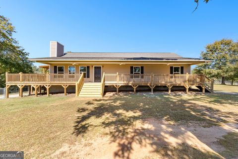 A home in Newnan