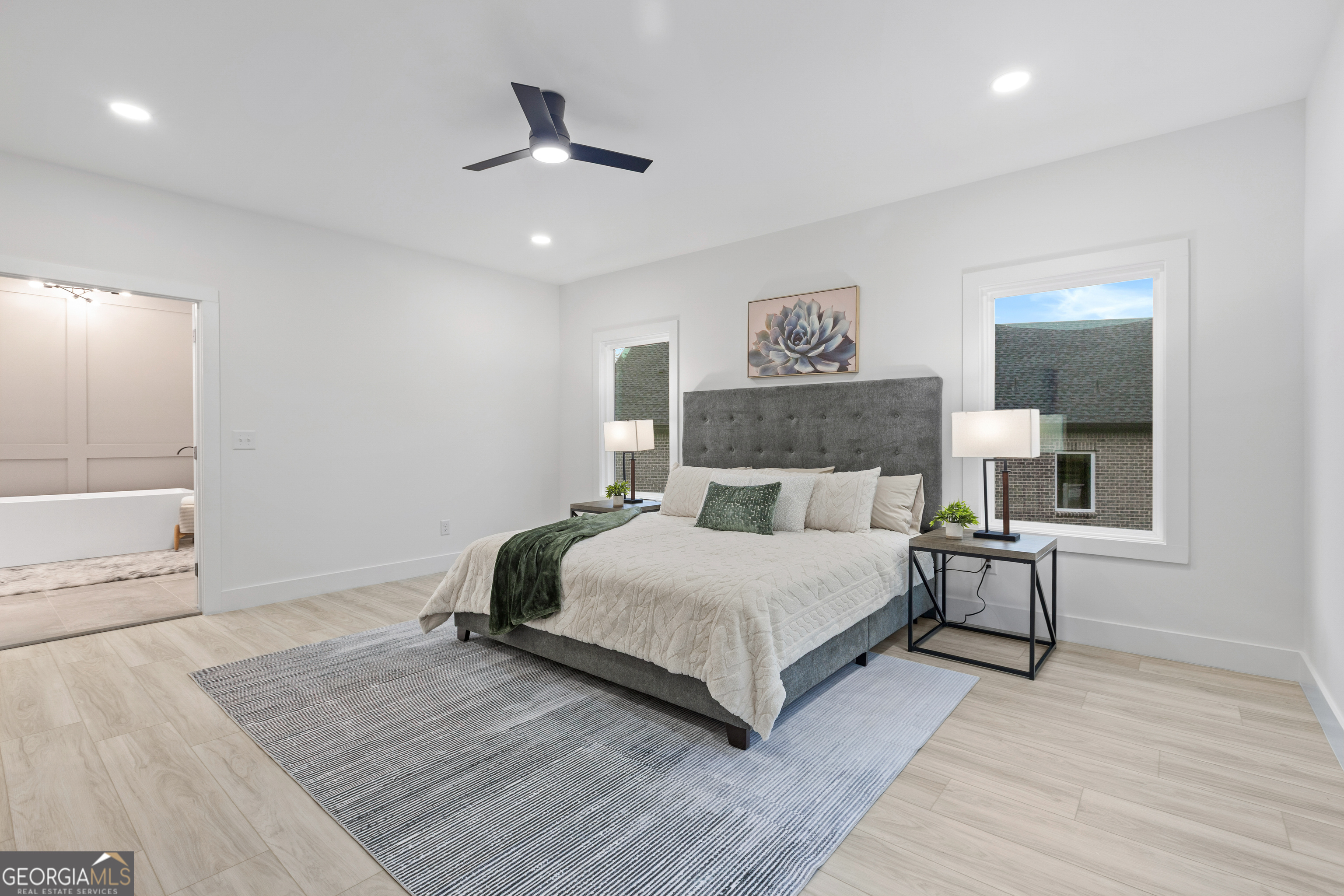 171 Honeysuckle CIR