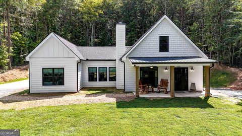 688 E Valley RD NE Rydal GA 30171