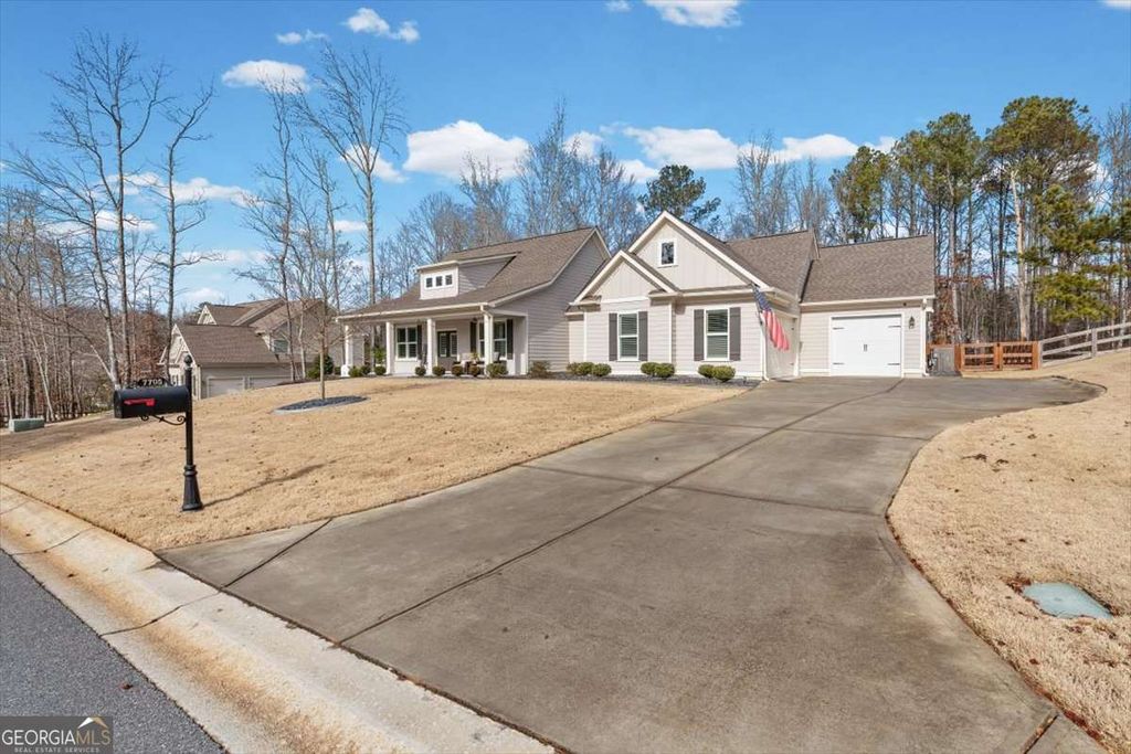 Photo of 7705 Wandering Oak Way, Cumming, GA 30041 (MLS # 10674682)