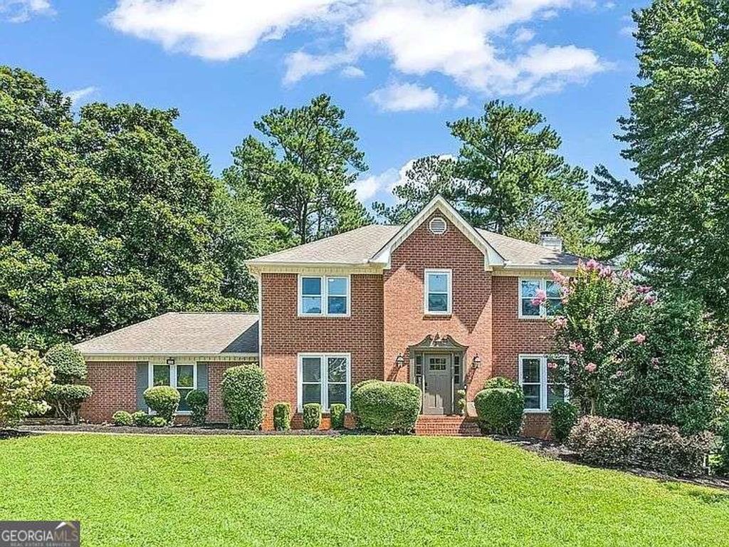 Photo of 3201 Lakeridge Drive SE, Marietta, GA 30067 (MLS # 10625238)