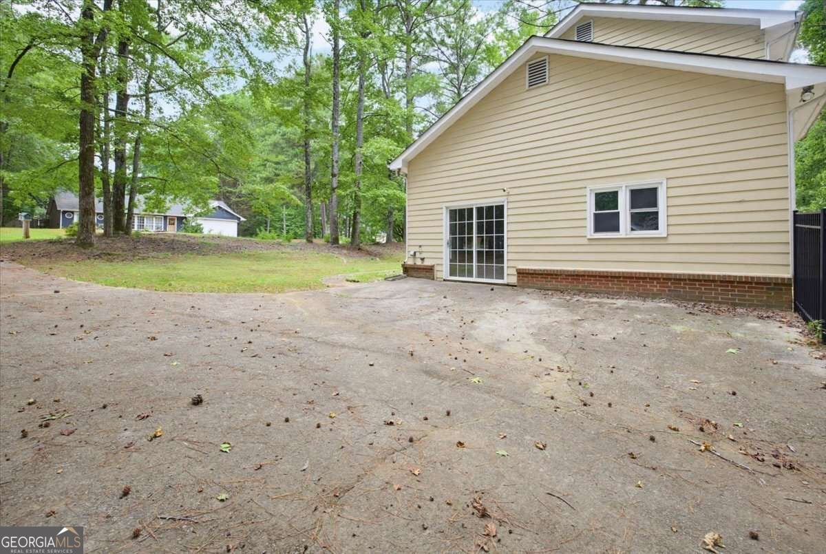 210 Groveland DR