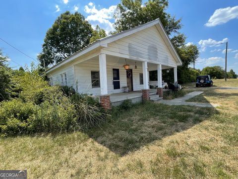 Single Family Residence in Cochran GA 760 Ga Highway 87.jpg