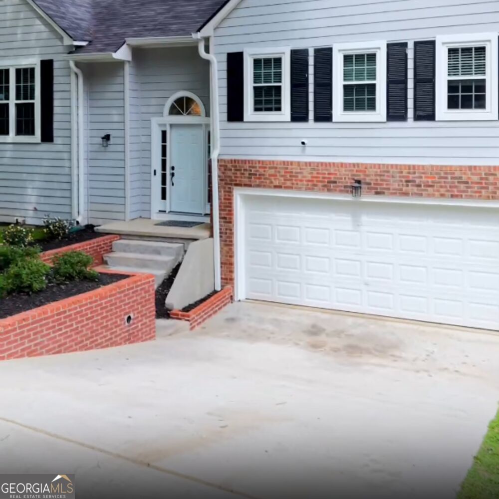 Photo of 4281 E Meadow Drive, Duluth, GA 30096 (MLS # 10841775)