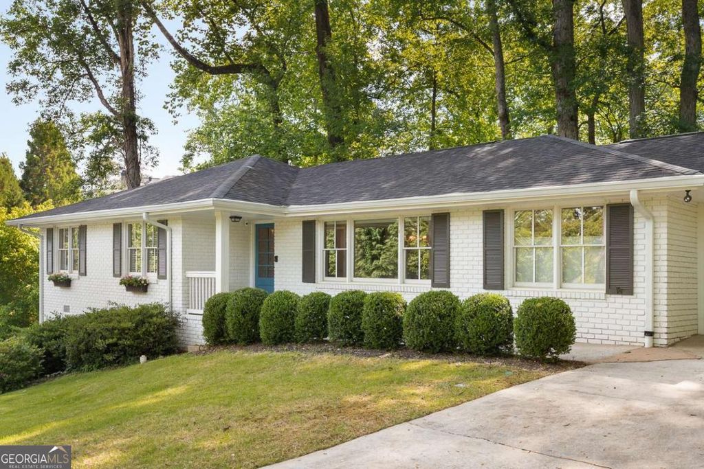 Photo of 2381 Academy Court NE, Atlanta, GA 30345 (MLS # 10764166)