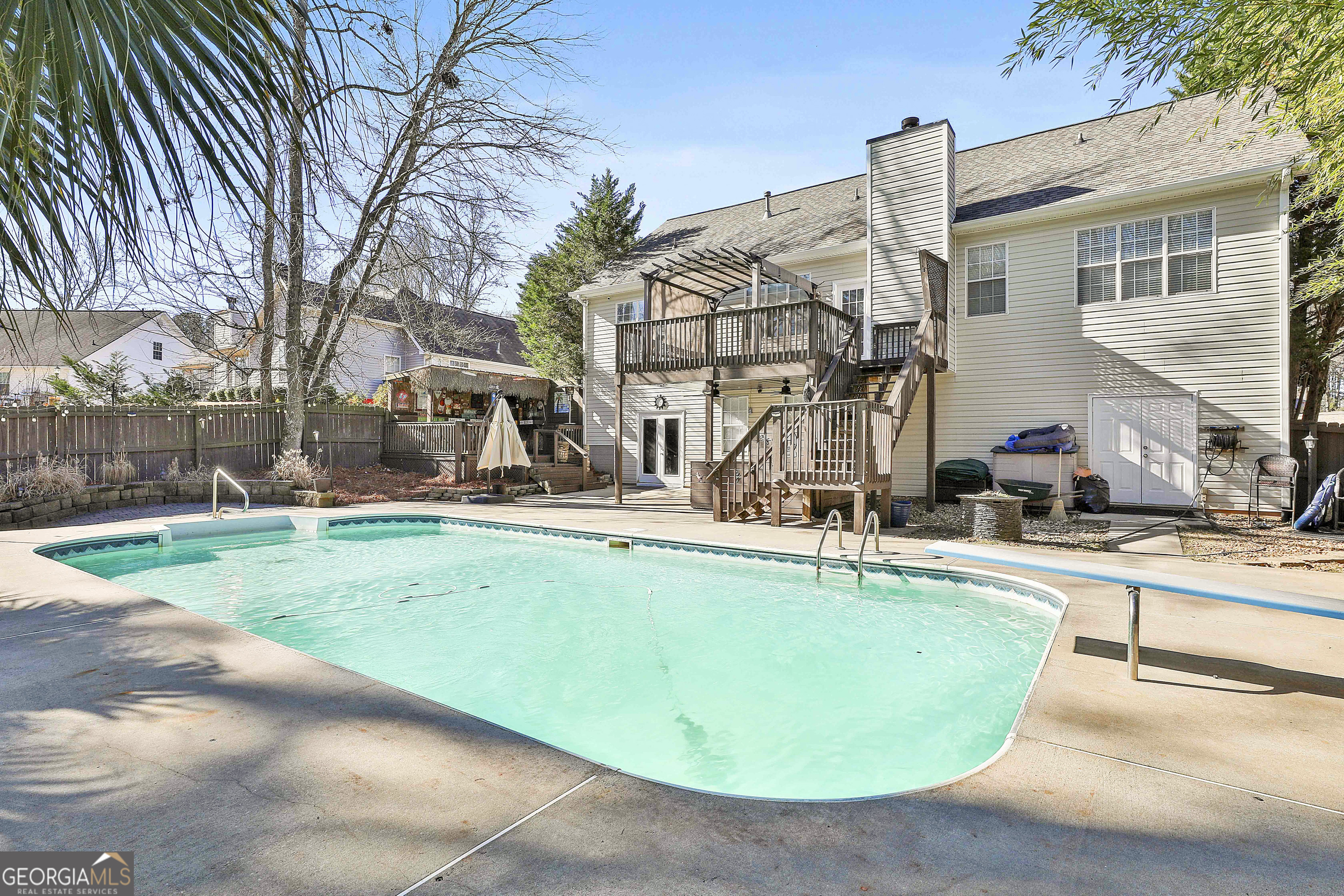 Newnan, Georgia 30265, United States, 5 Bedrooms Bedrooms, ,3 BathroomsBathrooms,Residential,Active,96973