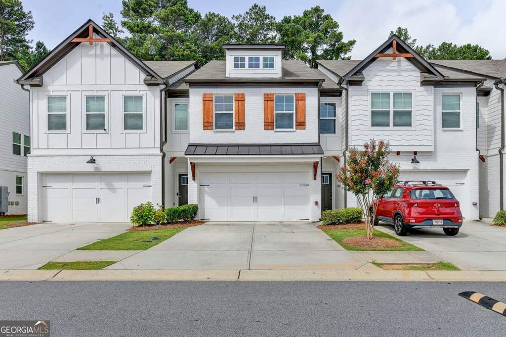 Photo of 275 Auburn Valley Way, Auburn, GA 30011 (MLS # 10825234)