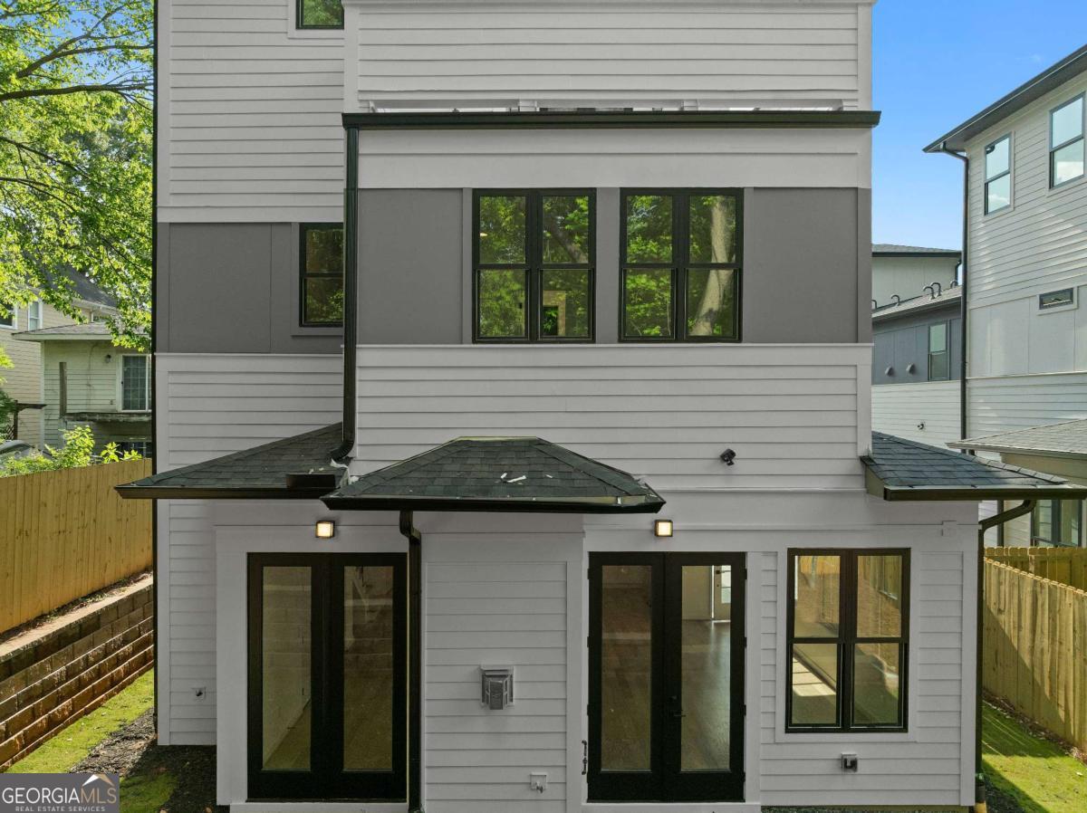90 Cleveland Unit B ST SE