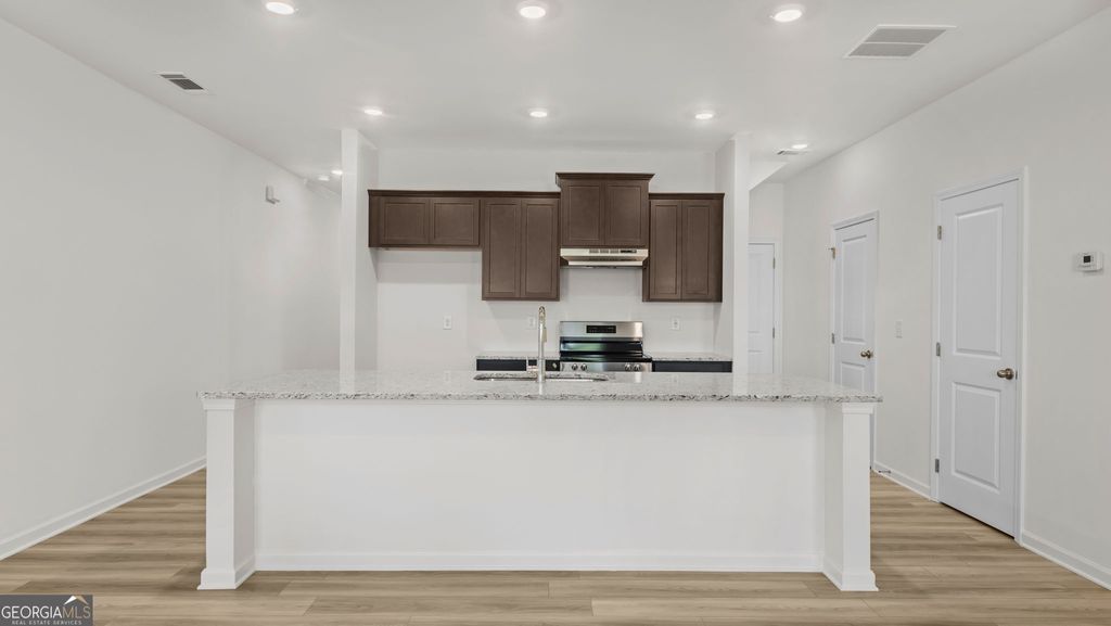Photo of 512 Hayes Lane, Canton, GA 30115 (MLS # 10766457)