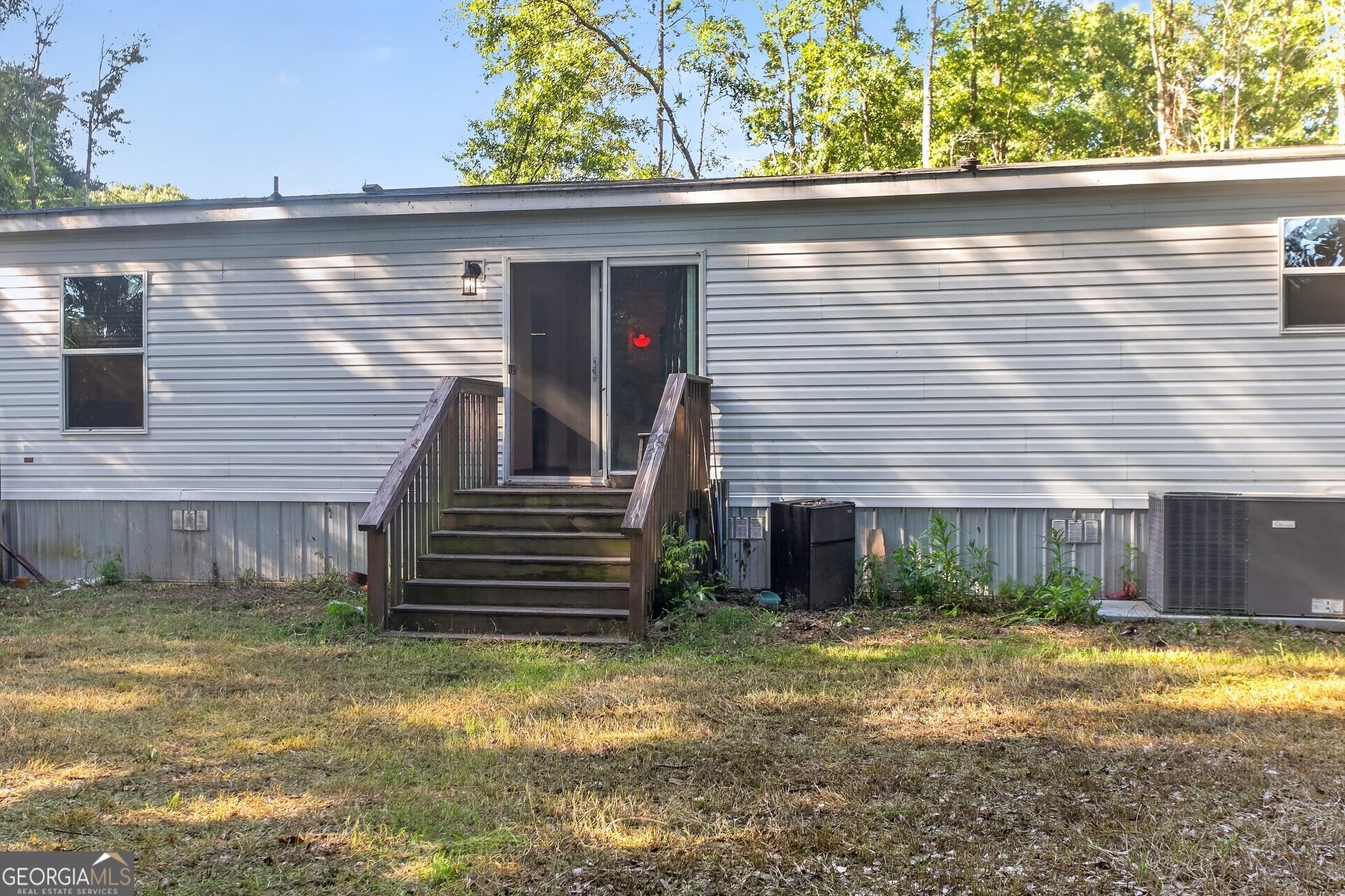 219 Compass RD