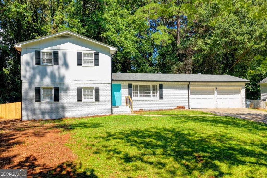 Photo of 298 W Wind Drive SW, Lilburn, GA 30047 (MLS # 10809503)