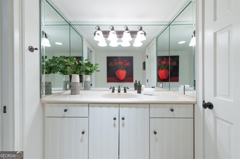 Long Island Manor - Residential