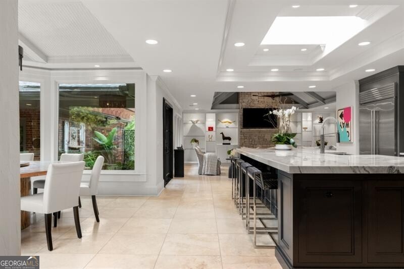 Long Island Manor - Residential