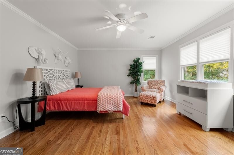 Long Island Manor - Residential