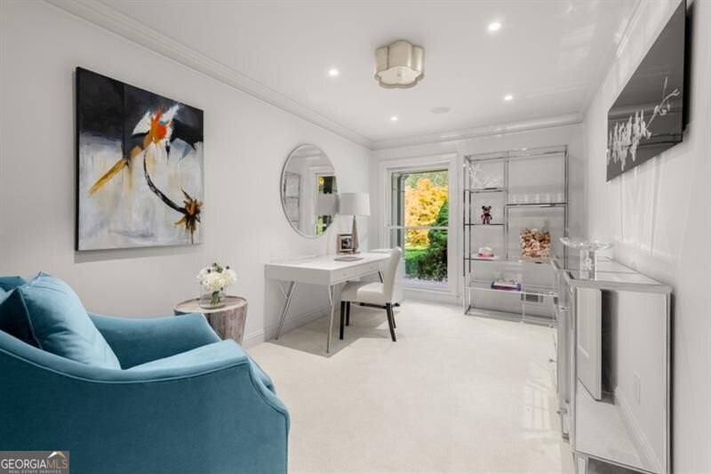 Long Island Manor - Residential