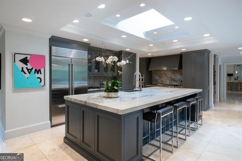 Long Island Manor - Residential