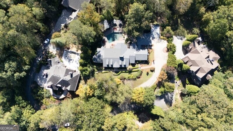 Long Island Manor - Residential