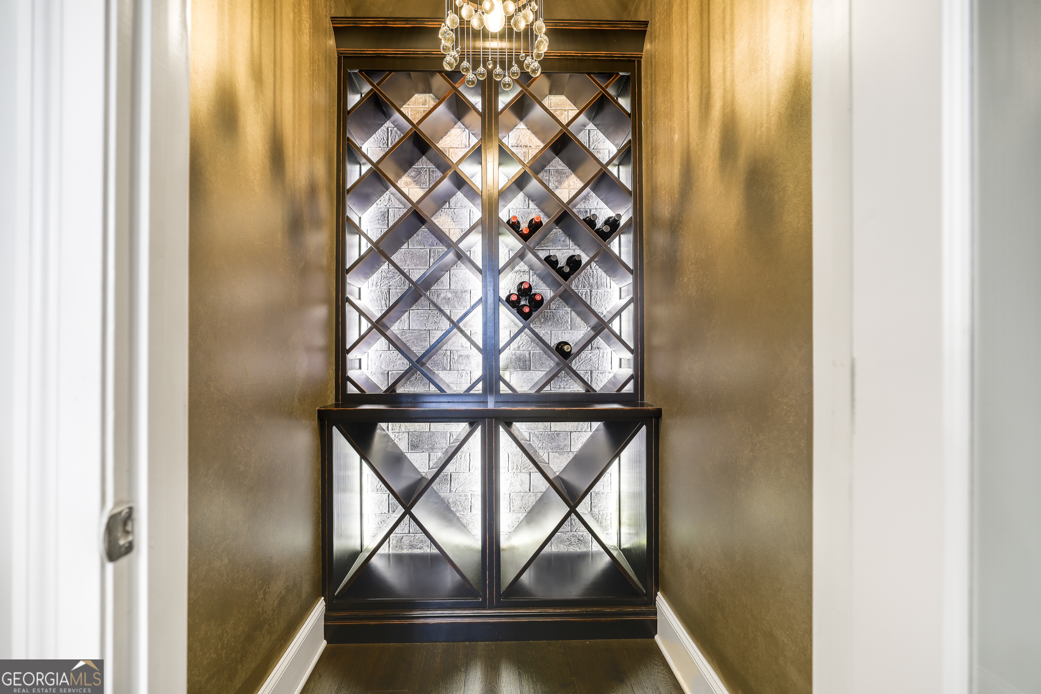 18 Peachtree AVE NE 5