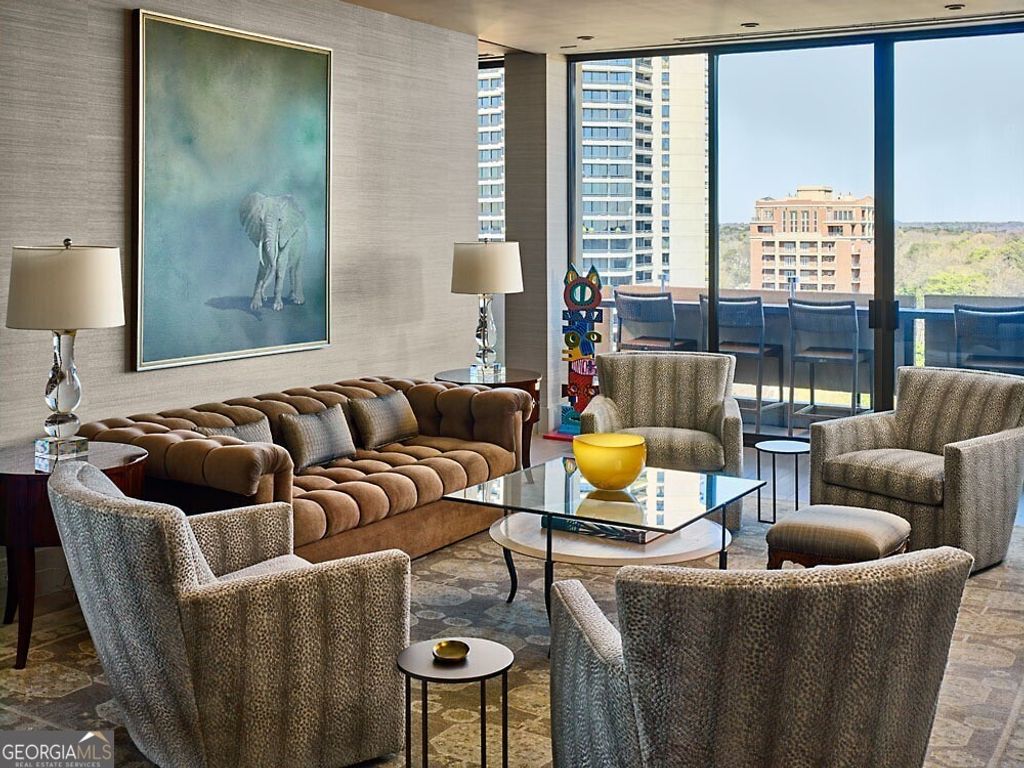 Photo of 2575 Peachtree Road NE #23D, Atlanta, GA 30305 (MLS # 10656194)