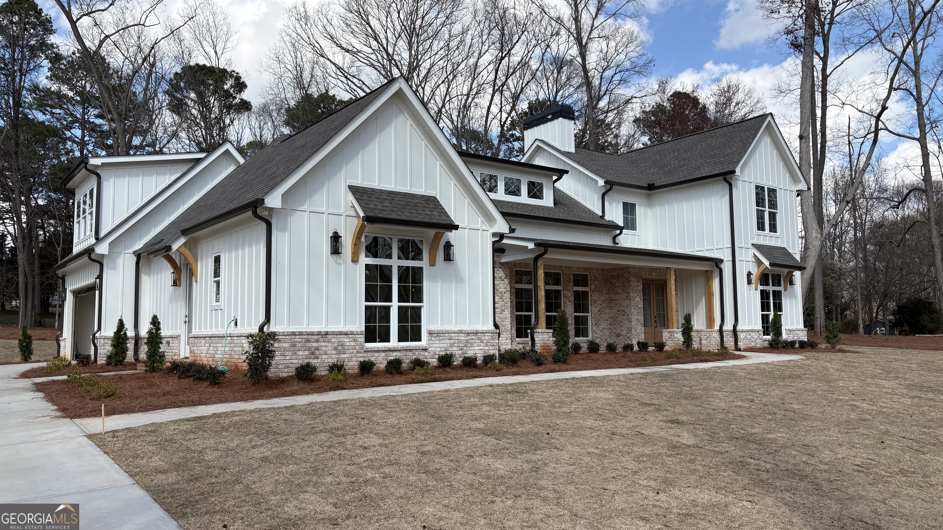 273 Hickory Hills DR