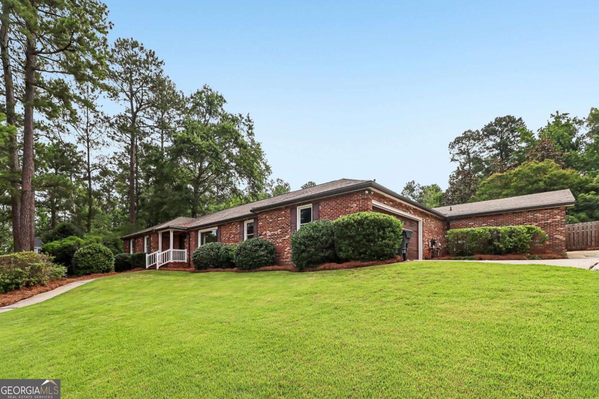 339 Habersham RD