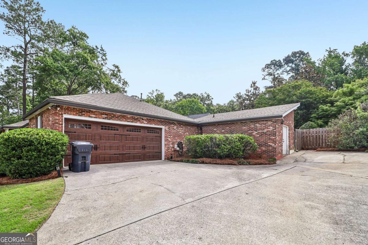 339 Habersham RD