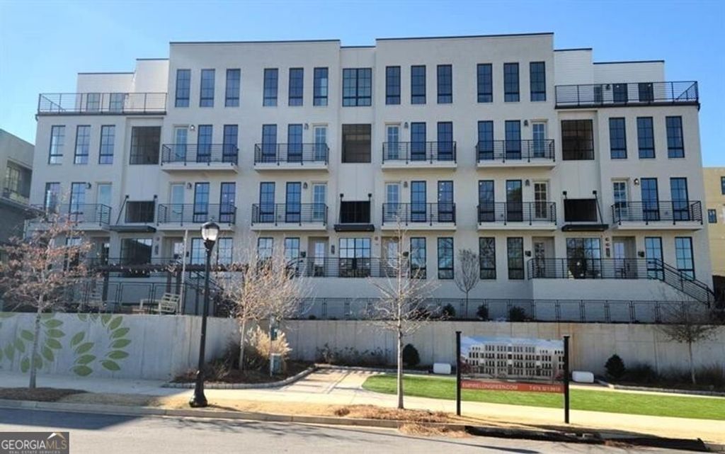 Photo of 1291 Longreen Terrace NW #7, Atlanta, GA 30318 (MLS # 10703289)