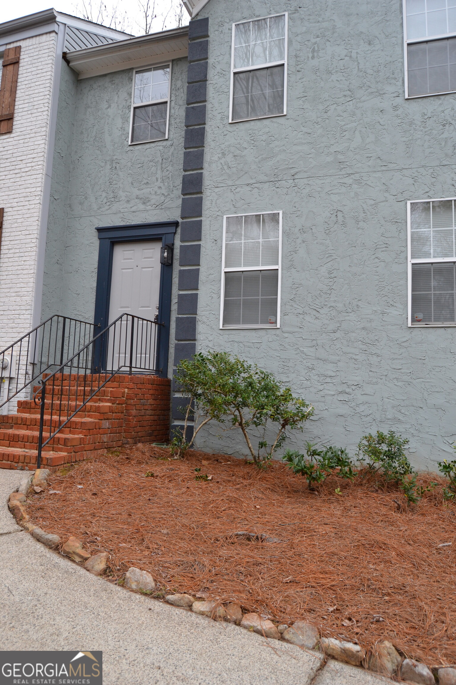 1650 Cedar Bluff WAY