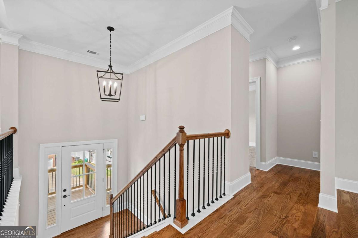 235 S Mountain Brook WAY