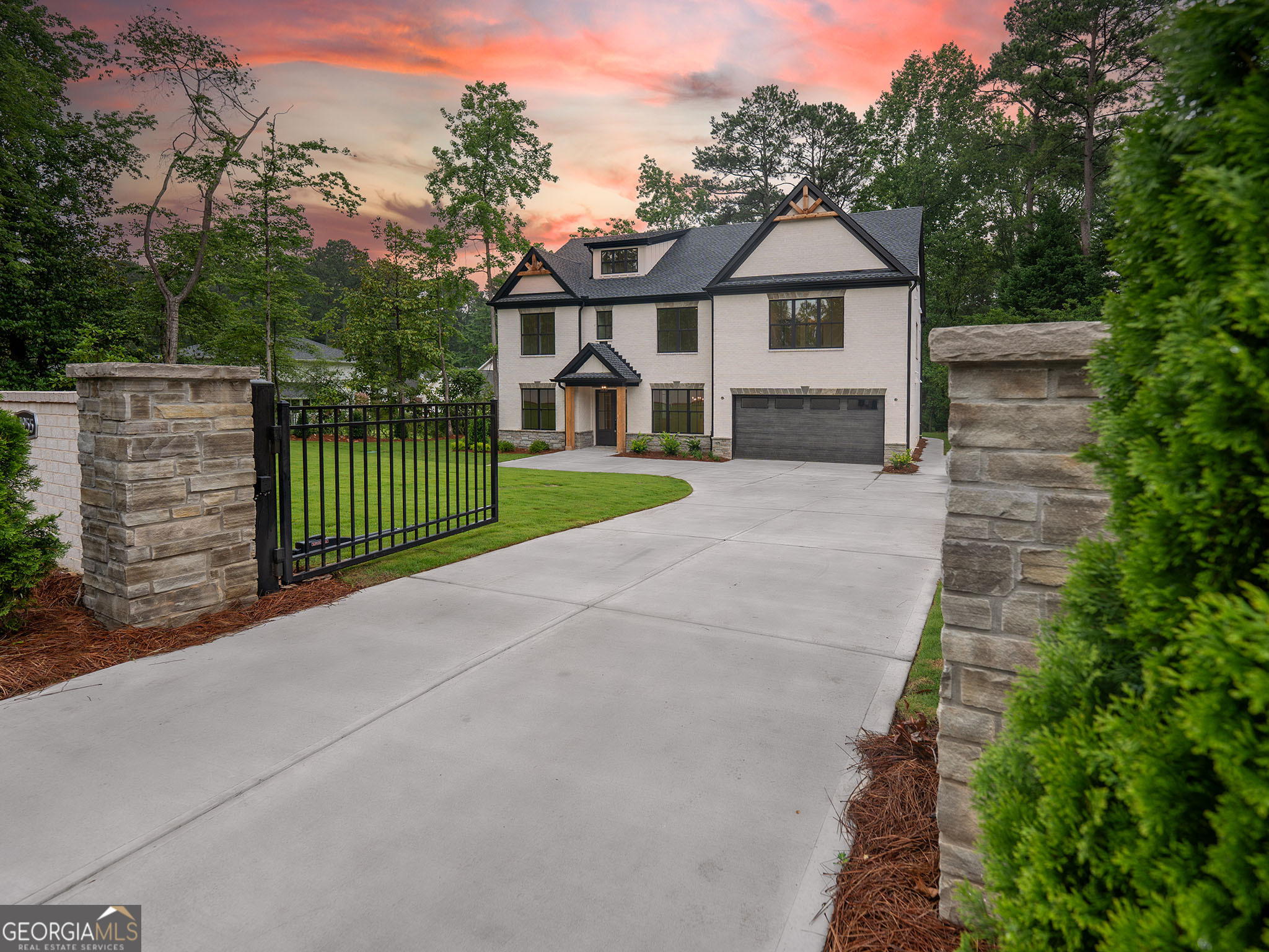 4955 Chamblee Dunwoody RD