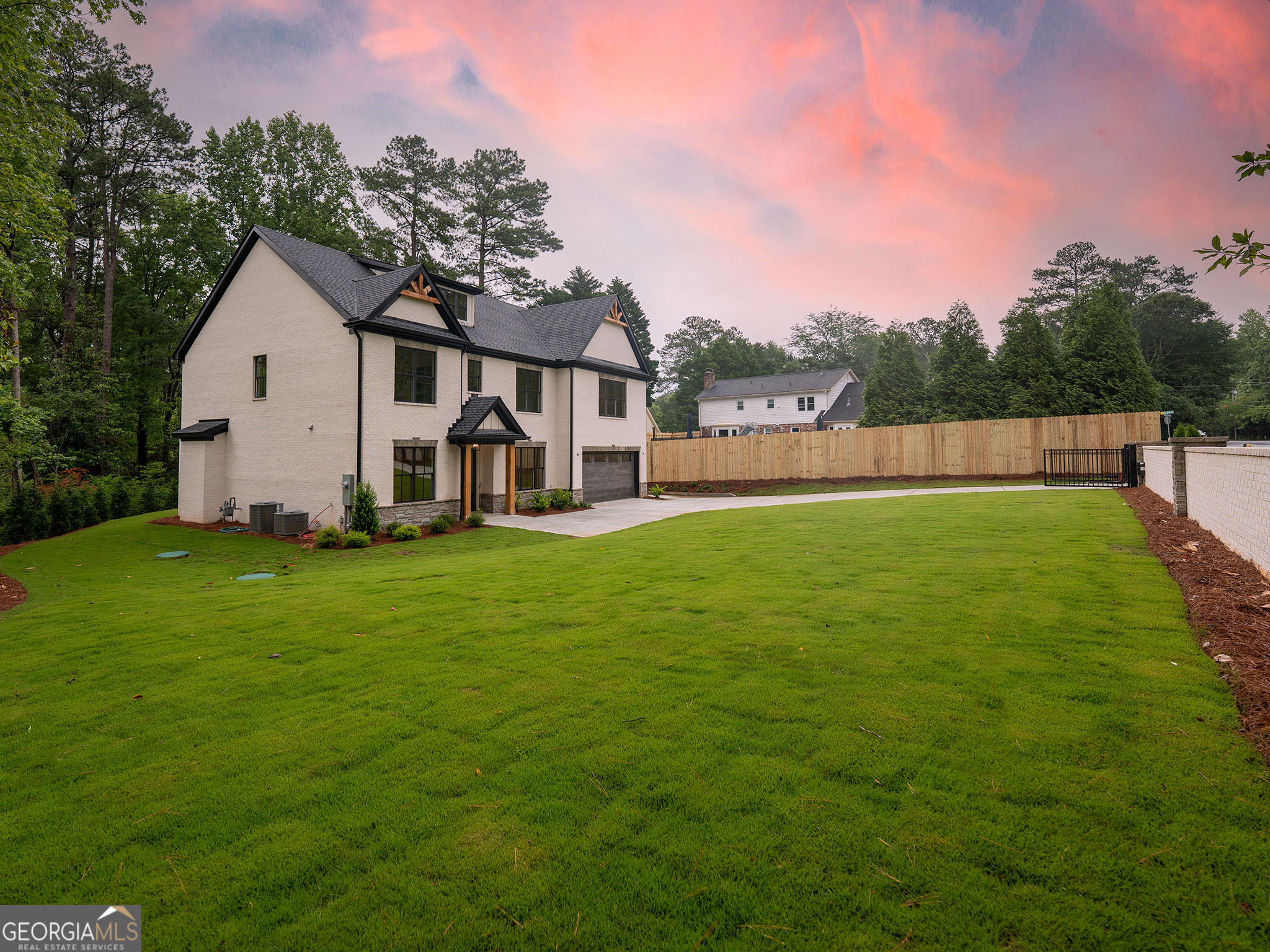 4955 Chamblee Dunwoody RD
