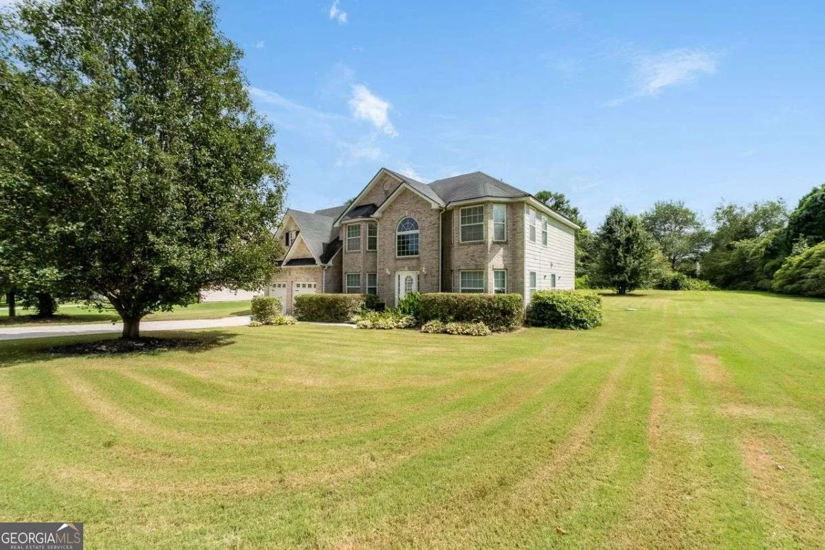 208 Sheffield Lane