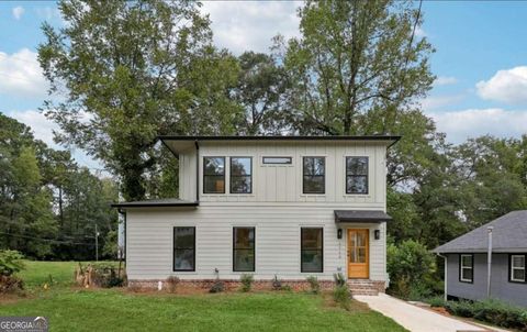 Photo of 1713 North Avenue NW, Atlanta, GA 30318 (MLS # 10649032)