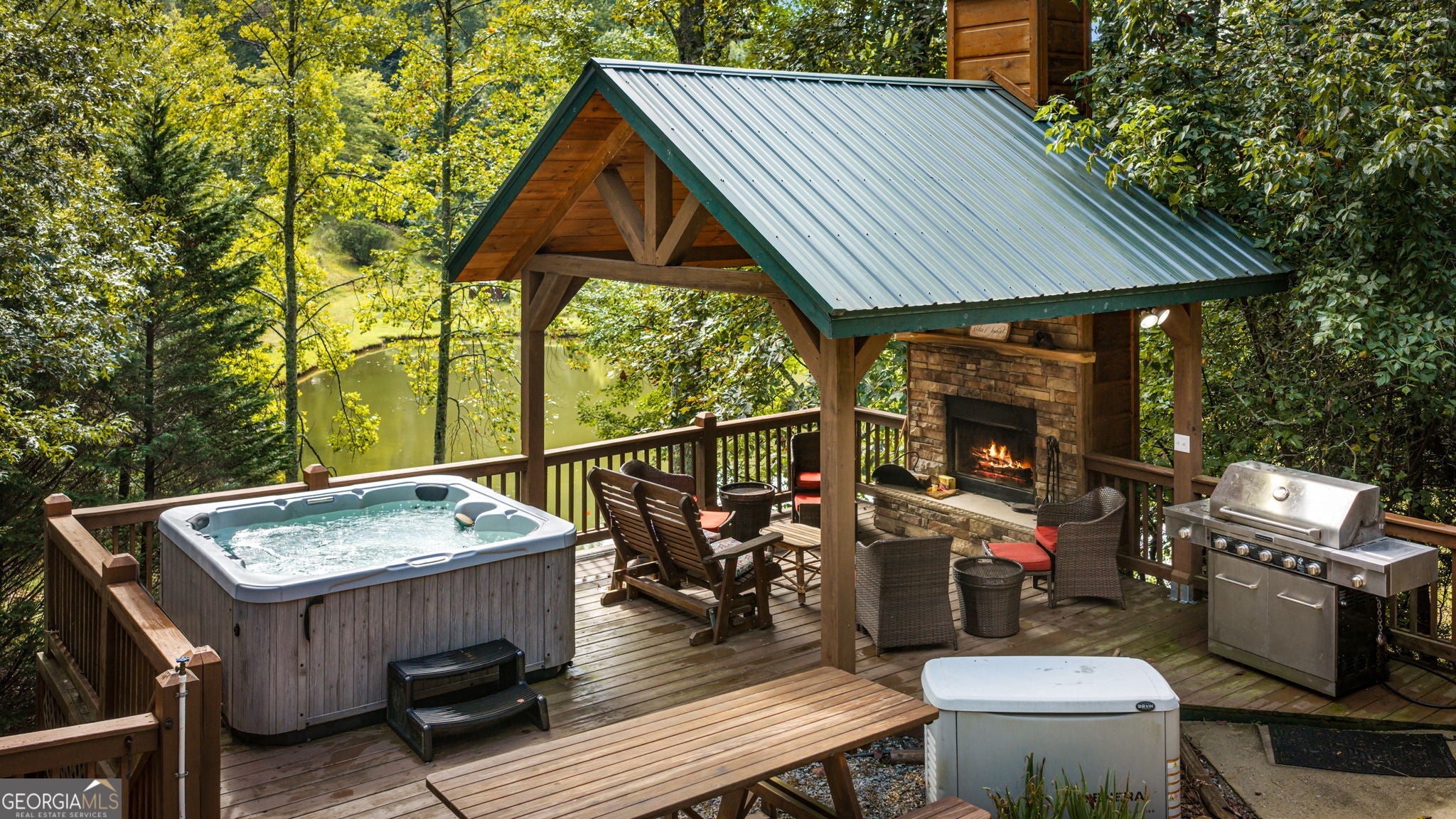35 Wunder Bear Ridge Rd.