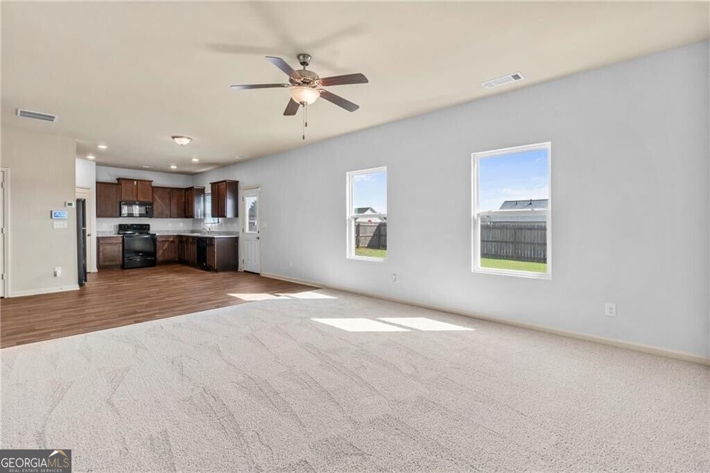 337 Darling LN